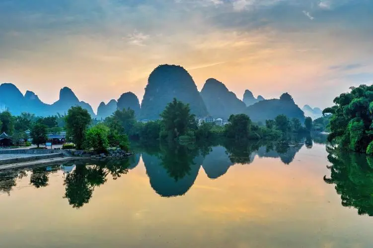 智慧工厂精密高端